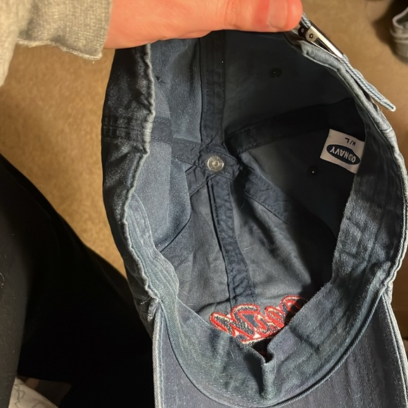 Old Navy hat. - Picture 3 of 3